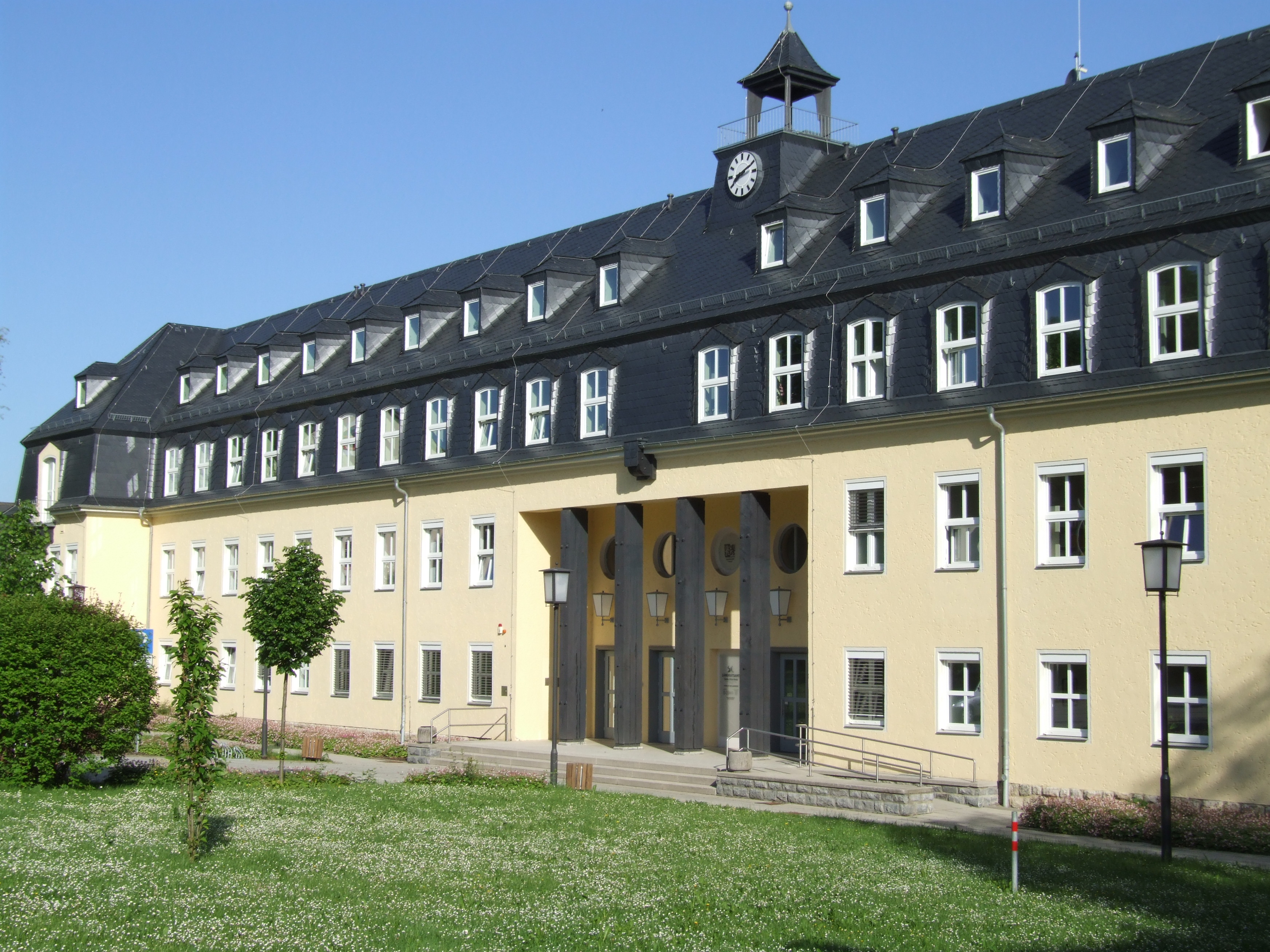 Das Gebäude des Landratsamts in Schleiz 